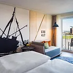 Hotel Western Donners 4*