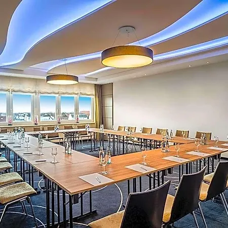 Western Donners Hotel 4*